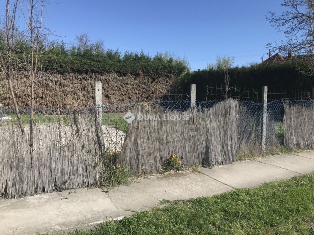 Eladó telek, Pákozdon, Budai úton 17.99 M Ft