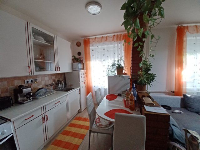 Eladó téglalakás, Debrecenben 71.9 M Ft, 3 szobás