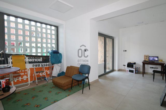 Eladó téglalakás, Siófokon 60.855 M Ft, 2 szobás