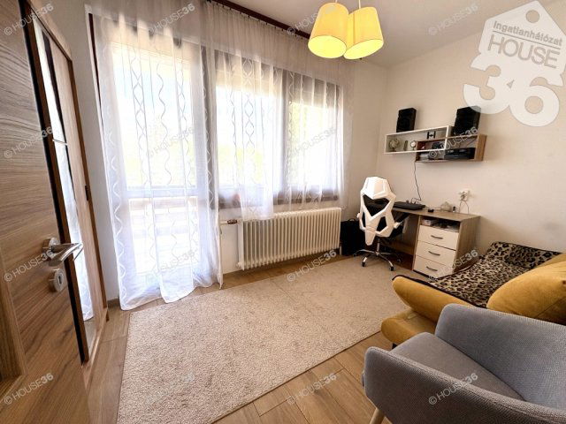 Eladó családi ház, Kunszálláson 26.9 M Ft, 2 szobás