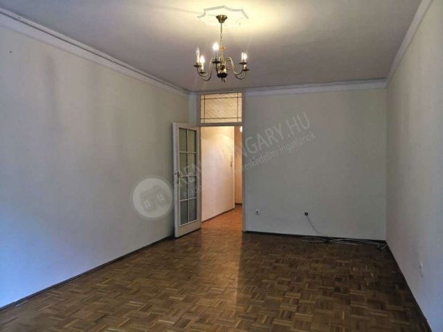 Kiadó téglalakás, albérlet, I. kerületben, Hunyadi János úton