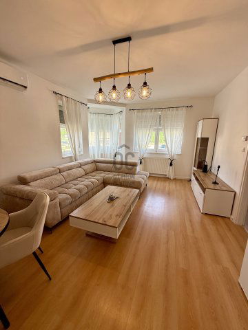 Kiadó téglalakás, albérlet, Piliscsabán 300 E Ft / hó