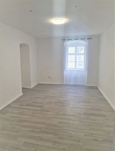 Eladó téglalakás, Sopronban, Színház utcában 39.9 M Ft
