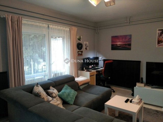 Eladó családi ház, Gárdonyban 76.9 M Ft, 3 szobás