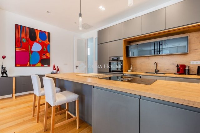 Eladó téglalakás, Budapesten, V. kerületben 285 M Ft, 4 szobás