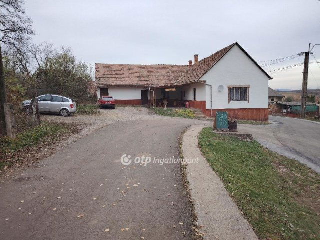 Eladó családi ház, Szőkéden 23 M Ft, 3 szobás