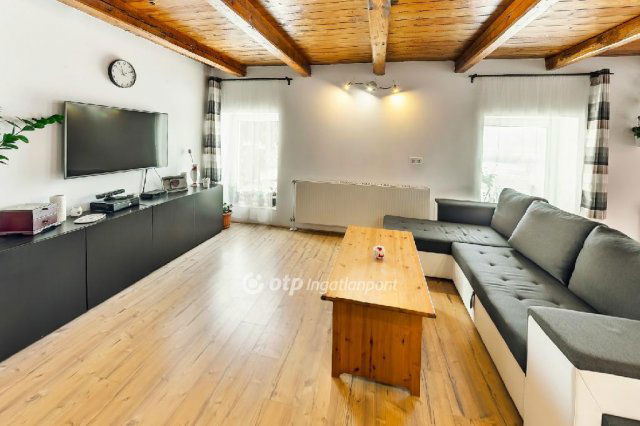 Eladó családi ház, Pétervásárán 38 M Ft, 3+1 szobás