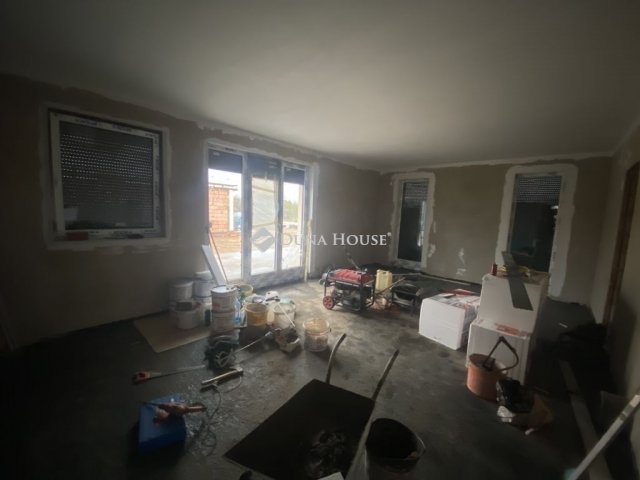 Eladó családi ház, Dabason 89.9 M Ft, 4 szobás