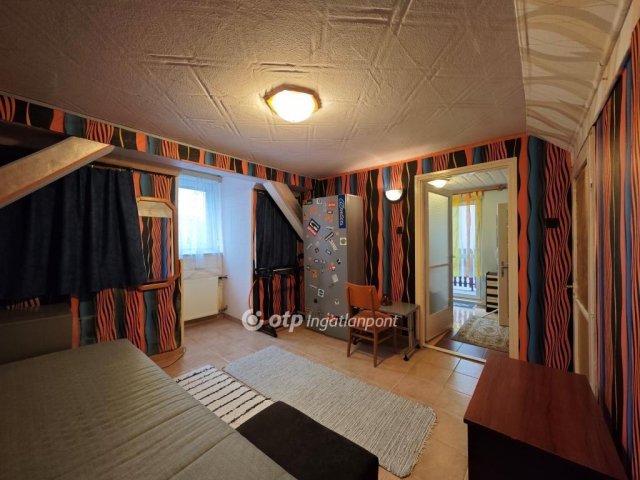 Eladó családi ház, Budapesten, XV. kerületben 139.9 M Ft