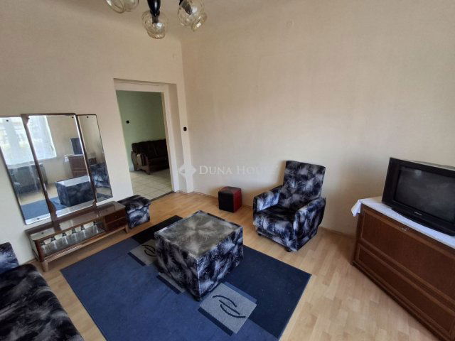 Eladó családi ház, Vecsésen 69.9 M Ft, 3 szobás