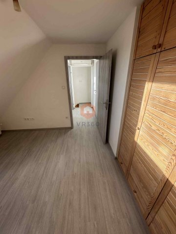 Kiadó téglalakás, albérlet, Pécsett, Móricz Zsigmond téren