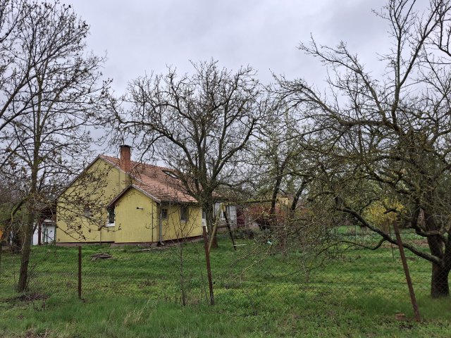 Eladó mezogazdasagi ingatlan, Szolnokon 27.9 M Ft, 2 szobás
