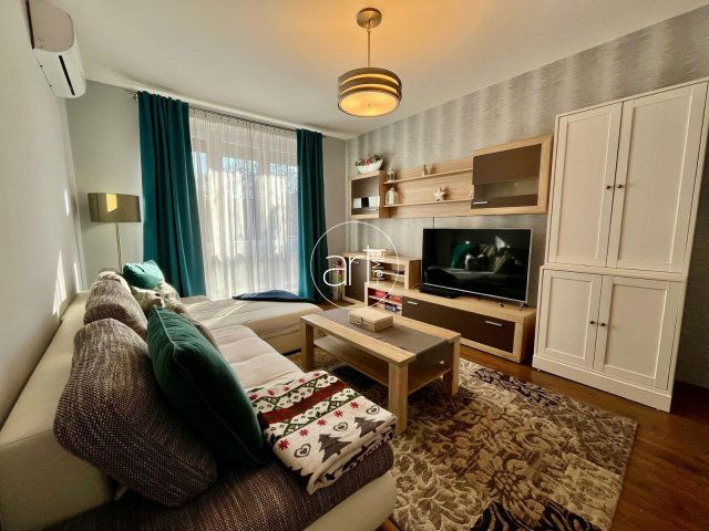 Kiadó téglalakás, albérlet, Szegeden 280 E Ft / hó, 2 szobás