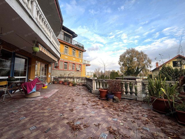 Eladó téglalakás, Budapesten, III. kerületben 175 M Ft, 3 szobás