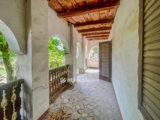 Eladó nyaraló, Téten 5.8 M Ft, 1+1 szobás / költözzbe.hu