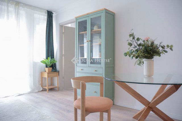 Eladó téglalakás, Budapesten, XI. kerületben, Fehérvári úton