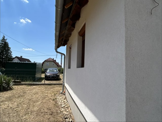 Eladó családi ház, Vonyarcvashegyen, Székely Bertalan utcában