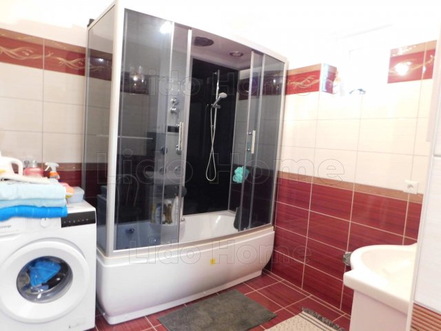 Eladó családi ház, Dombóváron 39.7 M Ft, 2 szobás