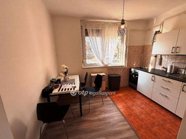 Eladó téglalakás, Budapesten, XX. kerületben 51.5 M Ft, 1 szobás