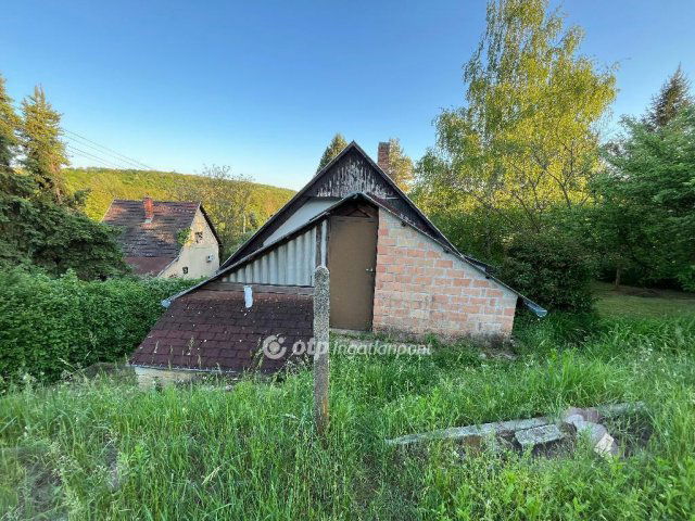 Eladó nyaraló, Gyódon 22 M Ft, 1 szobás / költözzbe.hu