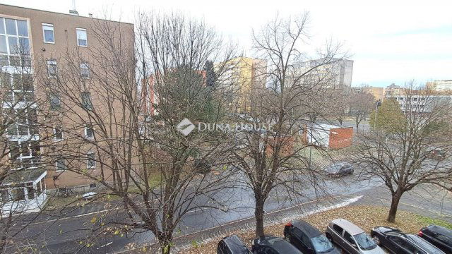 Eladó panellakás, Szombathelyen, Benedek Elek utcában 32 M Ft