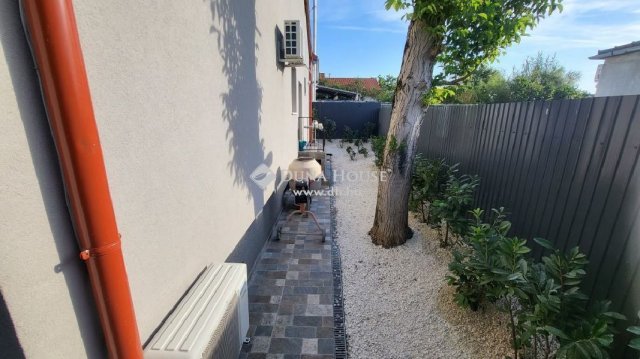 Eladó családi ház, Érden 160 M Ft, 7 szobás