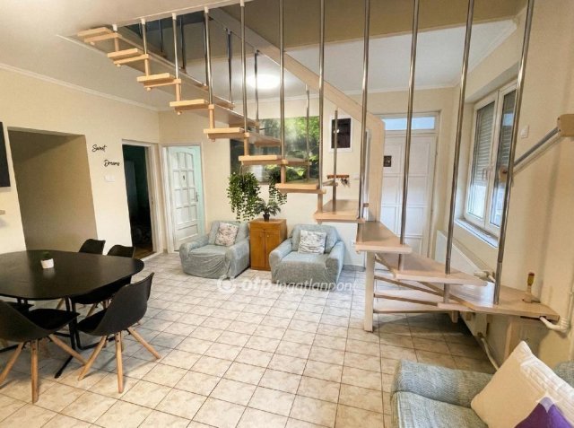 Eladó téglalakás, Nyíregyházán 72.99 M Ft, 5 szobás