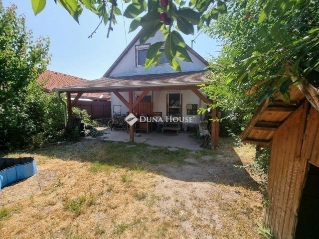 Eladó családi ház, Szigethalmon 55.99 M Ft, 3 szobás