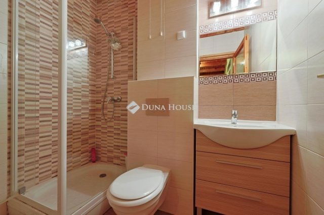 Eladó családi ház, Budapesten, II. kerületben 215 M Ft, 5 szobás