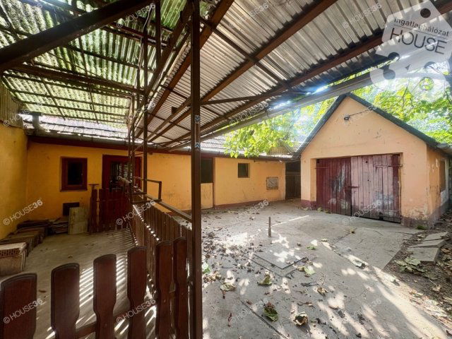 Eladó családi ház, Kecskeméten 42.9 M Ft, 4 szobás