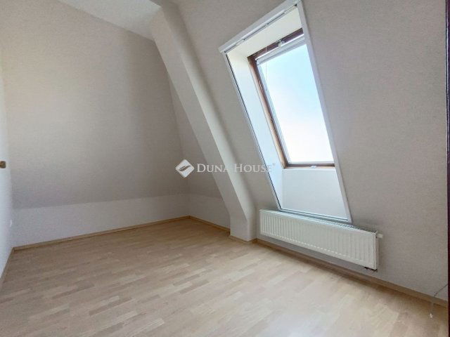 Kiadó téglalakás, albérlet, Kecskeméten 180 E Ft / hó