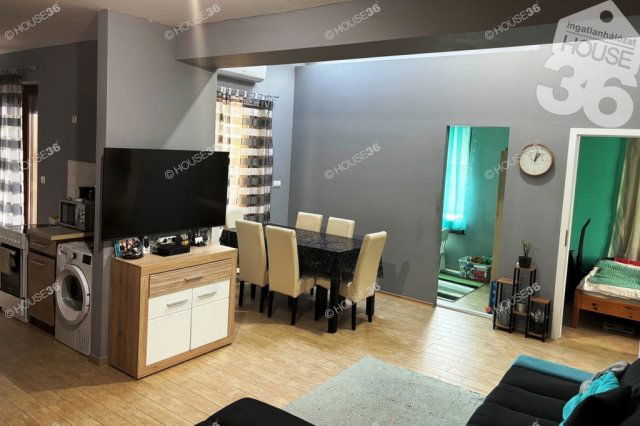 Eladó családi ház, Kecskeméten 99.99 M Ft, 6 szobás