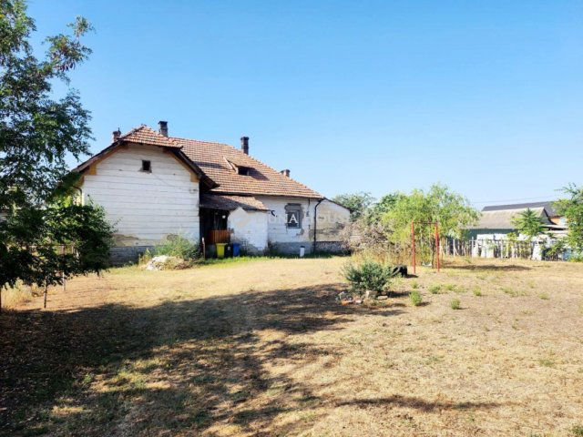 Eladó családi ház, Újszilváson 14.5 M Ft, 3 szobás