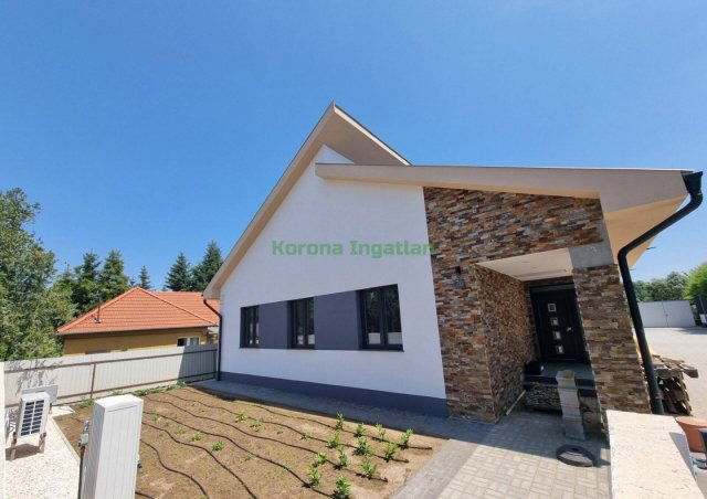 Eladó családi ház, Nyíregyházán 112 M Ft, 4 szobás