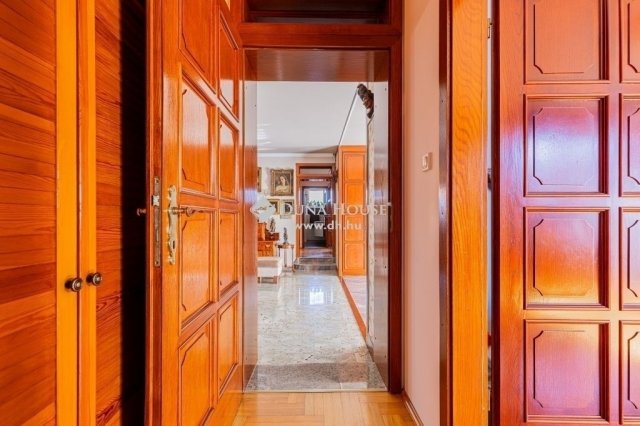 Eladó családi ház, Budapesten, XVI. kerületben 429 M Ft