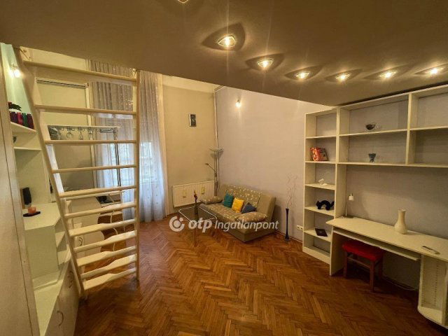 Eladó téglalakás, Budapesten, VII. kerületben 67.9 M Ft