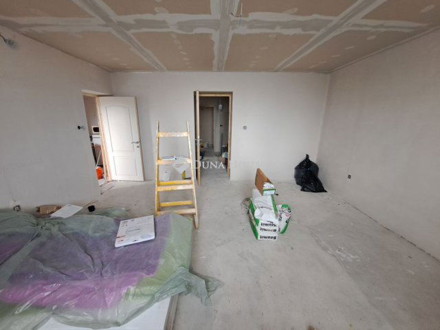 Eladó családi ház, Felsőszentivánon 17 M Ft, 2 szobás
