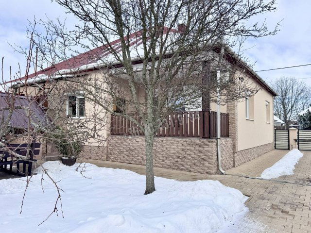 Eladó családi ház, Füzesabonyban 83.9 M Ft, 4 szobás