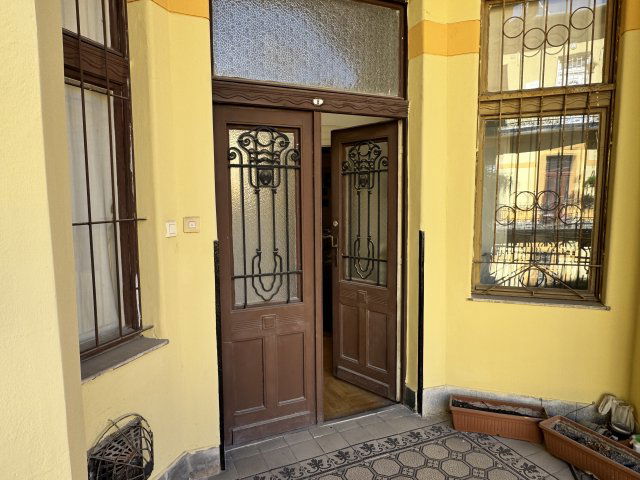 Eladó téglalakás, Budapesten, VII. kerületben, Dohány utcában