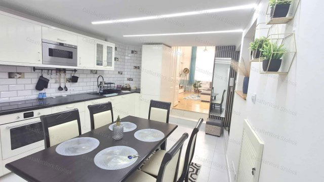 Kiadó téglalakás, albérlet, Szolnokon 160 E Ft / hó, 2 szobás