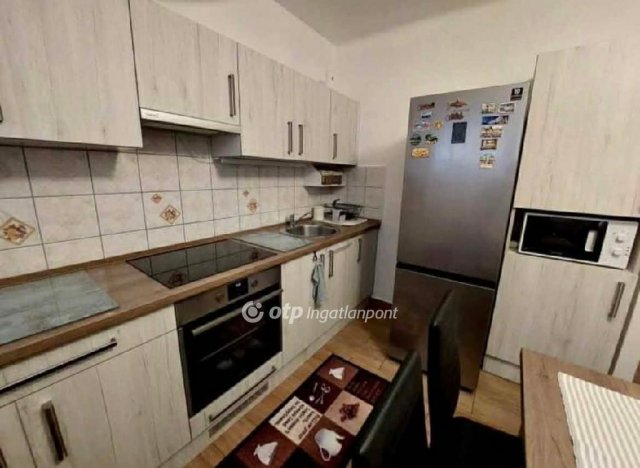 Eladó téglalakás, Mohácson 42 M Ft, 2+1 szobás
