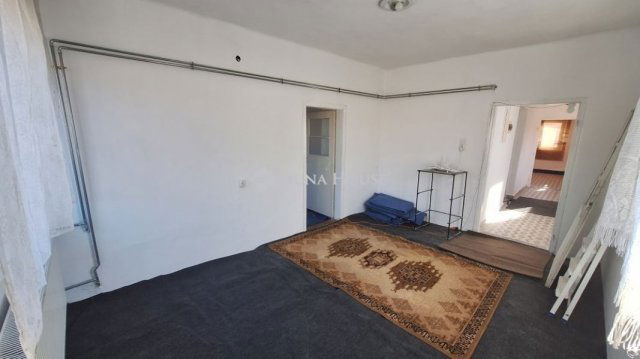 Eladó családi ház, Sárbogárdon 38.1 M Ft, 4 szobás