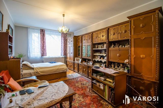 Eladó panellakás, Székesfehérvárott 51.9 M Ft, 2 szobás