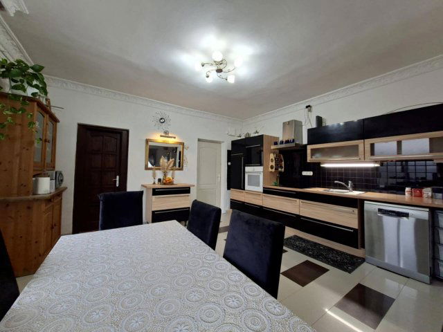 Eladó családi ház, Budapesten, XIX. kerületben 190 M Ft