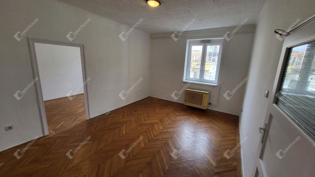 Eladó téglalakás, Miskolcon 26.99 M Ft, 2 szobás