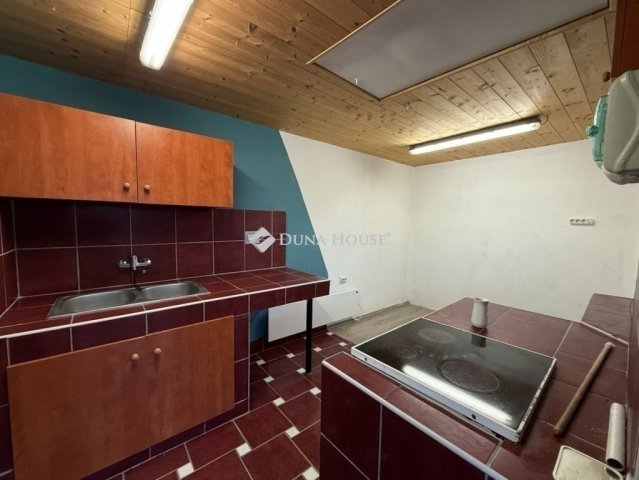 Eladó családi ház, Isaszegen 46 M Ft, 2 szobás