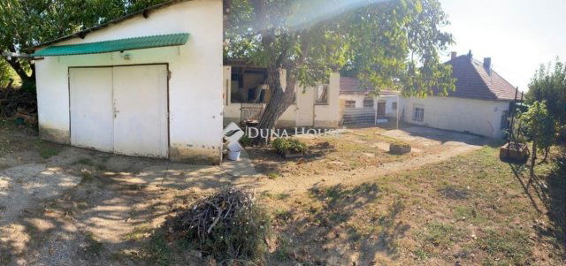Eladó családi ház, Pécsváradon 49.9 M Ft, 4 szobás