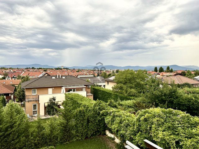 Eladó családi ház, Dunakeszin 189 M Ft, 6 szobás