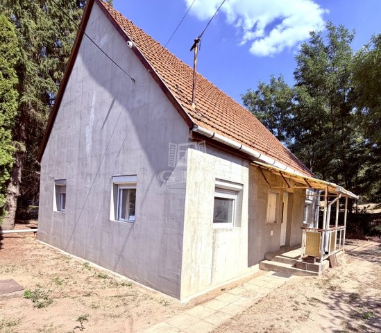Eladó családi ház, Erdőkertesen 65.99 M Ft, 3 szobás