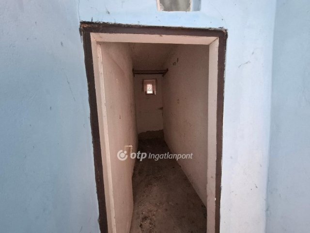 Eladó családi ház, Füzesabonyban 16 M Ft, 2+1 szobás